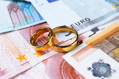 money wedding rings